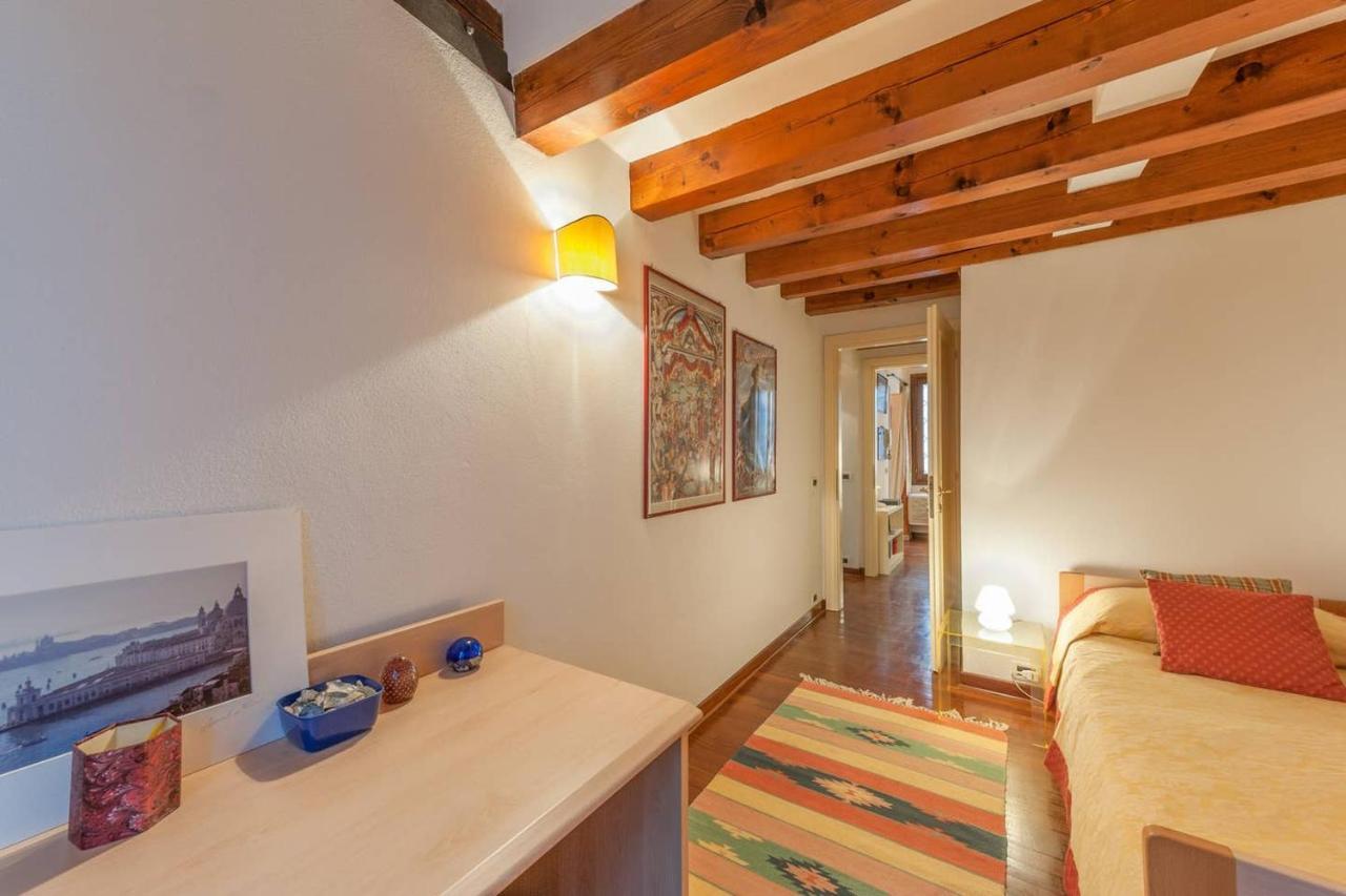 Apartment Ca' Delle Pizzocchere, A Perfect Spot In San Marco Venedig