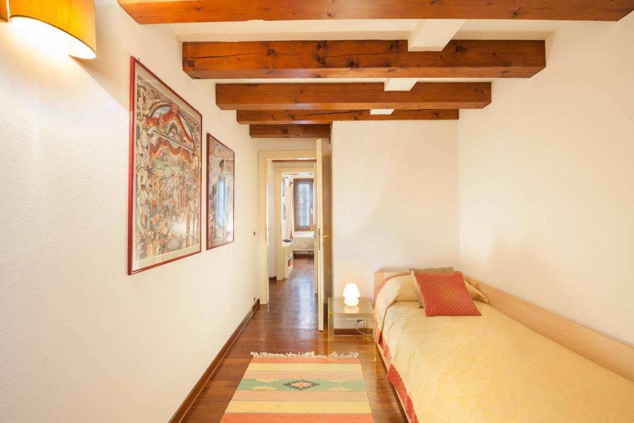 Ca' Delle Pizzocchere, A Perfect Spot In San Marco, Sleep 8